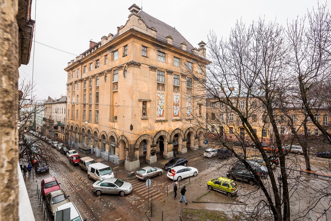 Beautiful Apartment D.Galytskogo Lviv Exterior photo